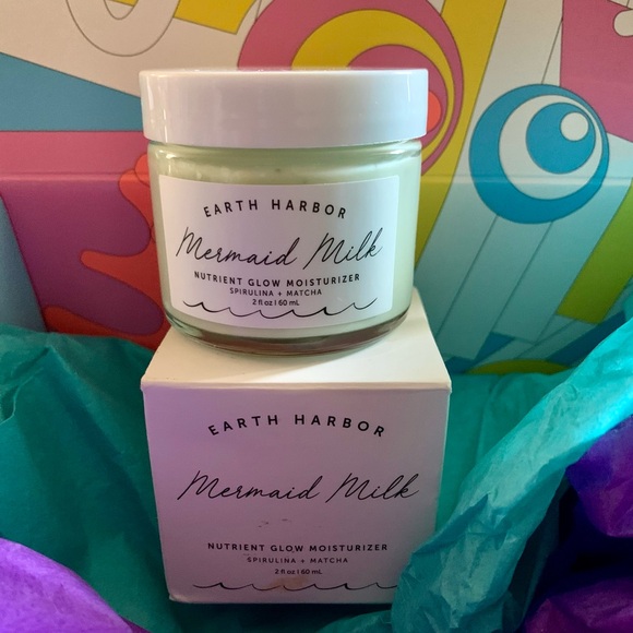 Earth Harbor bundle: Glow Juice Enzyme mask & Mermaid Milk Glow Moisturizer. - Picture 13 of 16